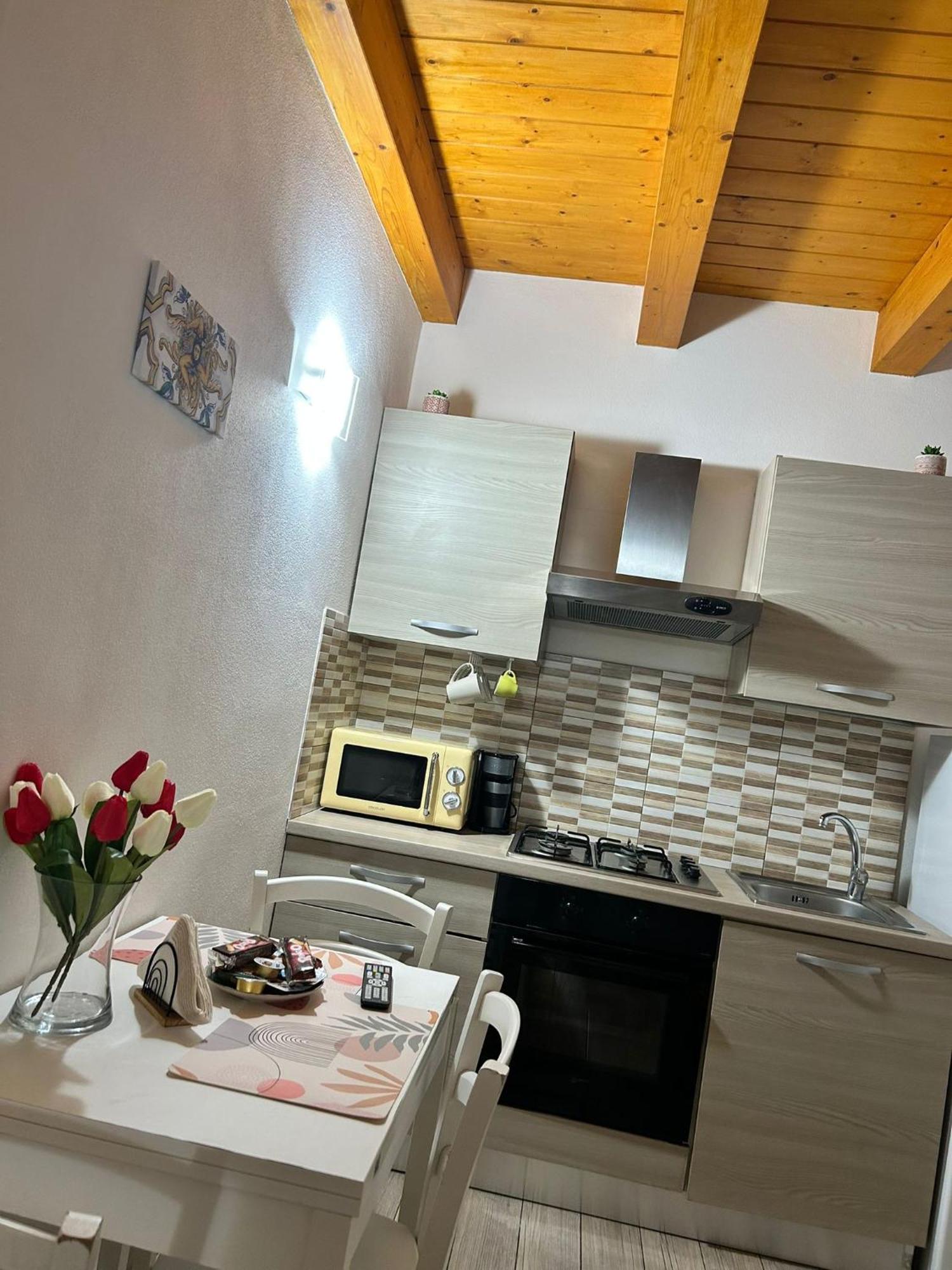 Casa Martina 2 Apartment Сиракуза Екстериор снимка