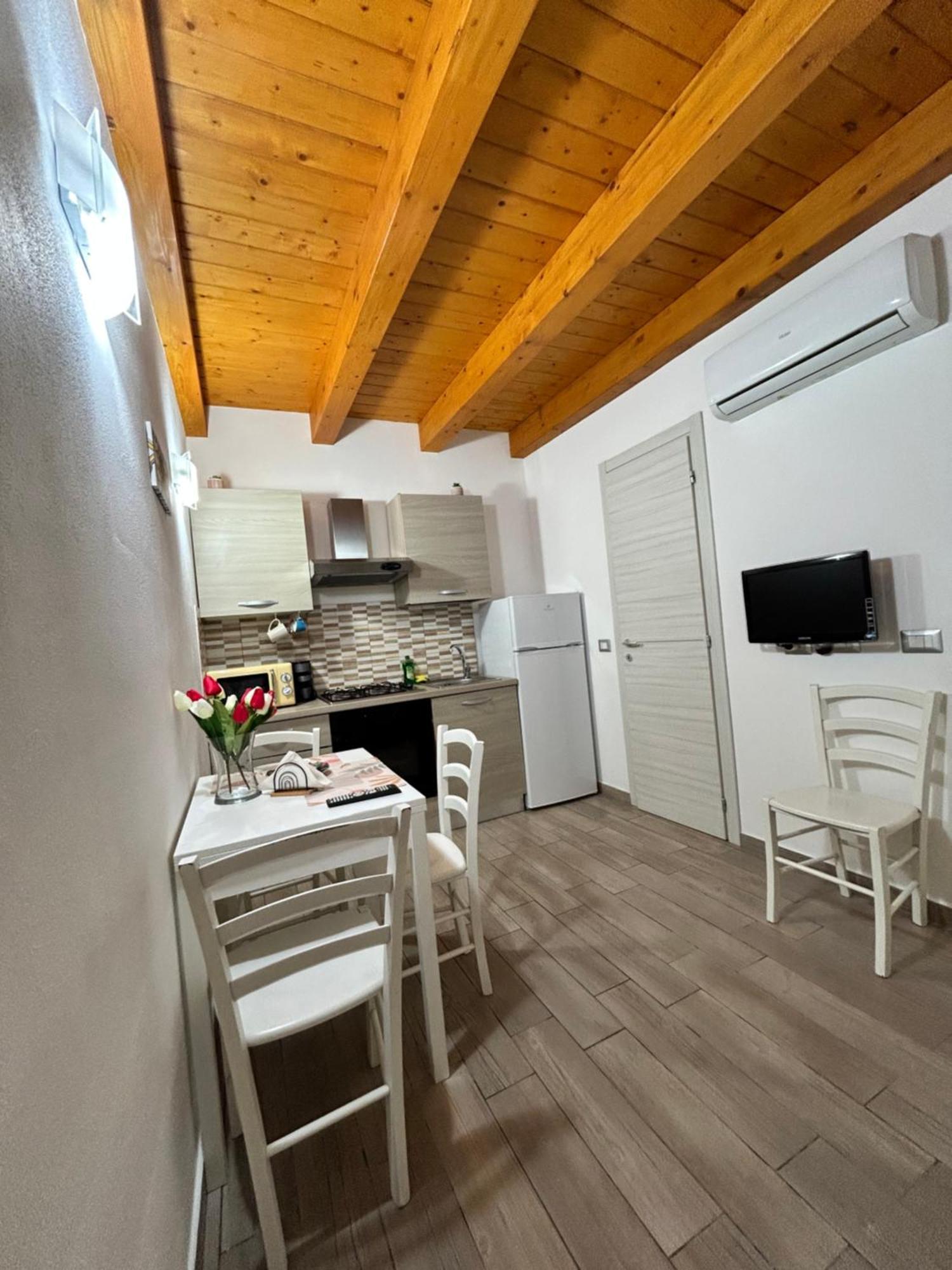 Casa Martina 2 Apartment Сиракуза Екстериор снимка